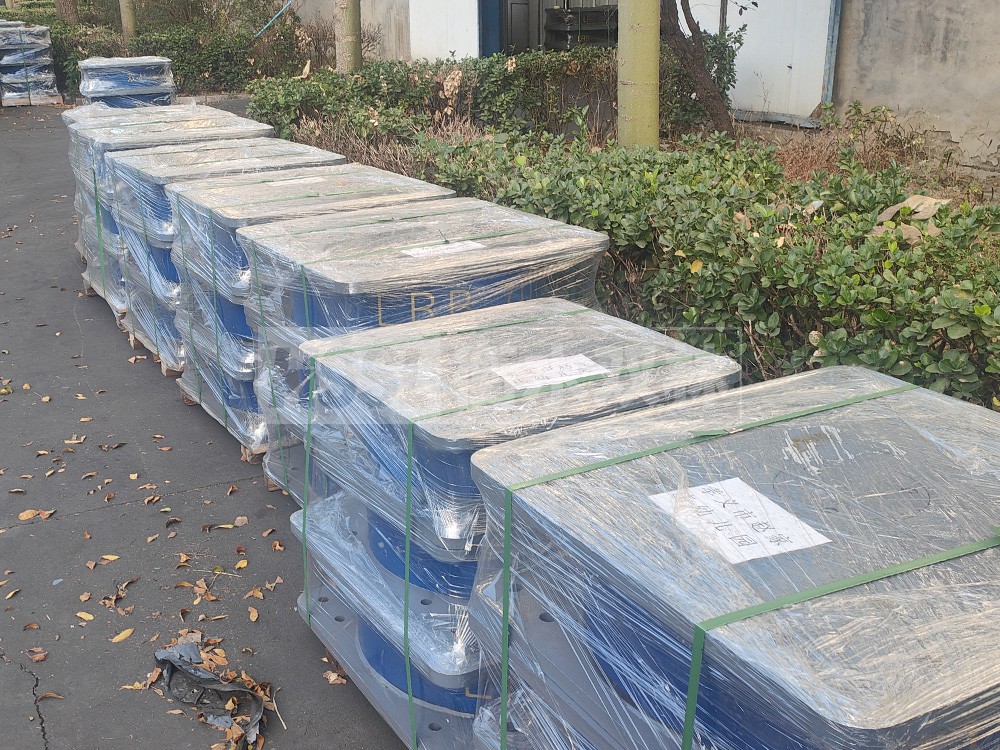 建筑高阻尼支座HDR生產(chǎn)廠家