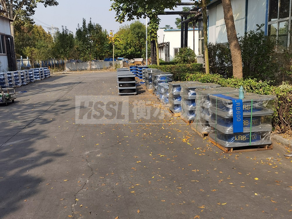 LRB900隔震支座生產(chǎn)廠家 LRB橡膠隔震支座什么價(jià)格 減高阻尼支座生產(chǎn)廠家