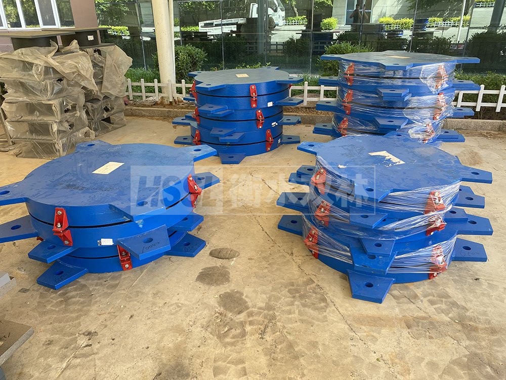 水平力分散型LNR橡膠支座 民用建筑隔震支座 建筑圓形鉛芯隔震支座廠家