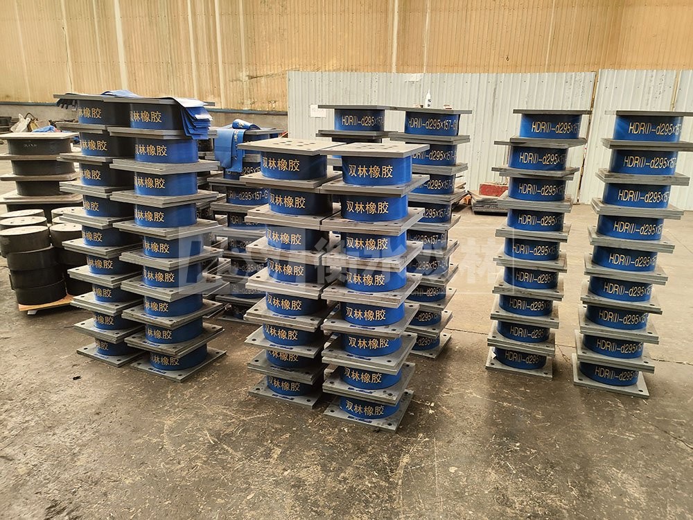 Y4Q鉛芯橡膠隔震支座