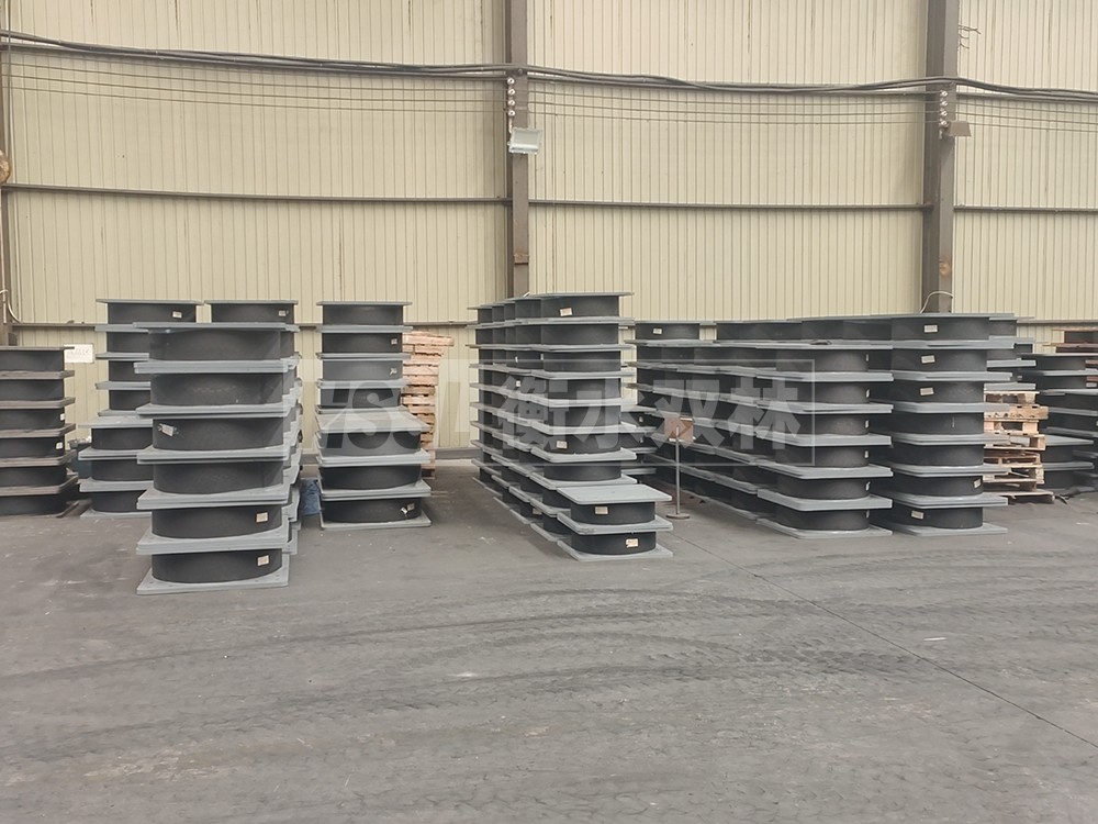 建筑隔震減震裝置生產廠家 工程疊層橡膠隔震支座廠家 高阻尼減隔震支座廠家電話