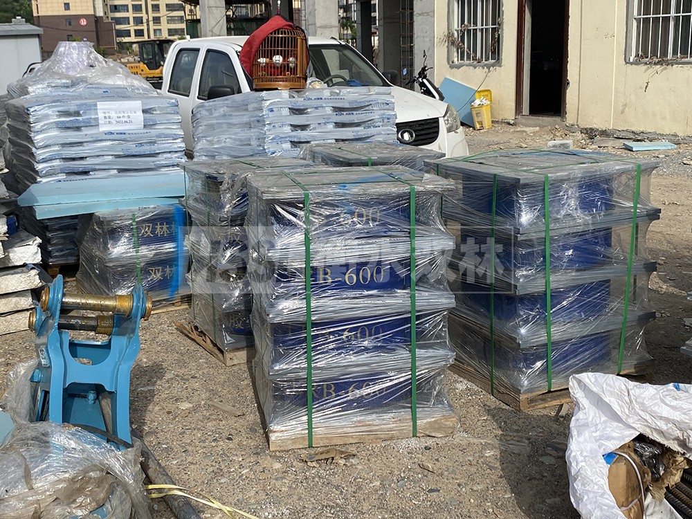 建筑鉛芯橡膠抗震支座生產廠家 高阻尼鉛芯橡膠隔震支座源頭工廠 HDR1500高阻尼支座廠家