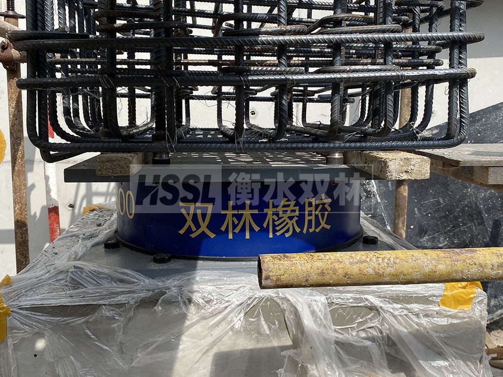 鉛芯隔震隔震支座生產廠家 建筑隔震減震橡膠隔震支座 Y4Q鉛芯橡膠隔震支座多少錢